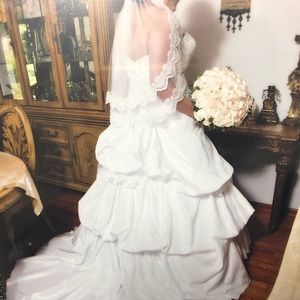 Wedding 👰🏻 dress